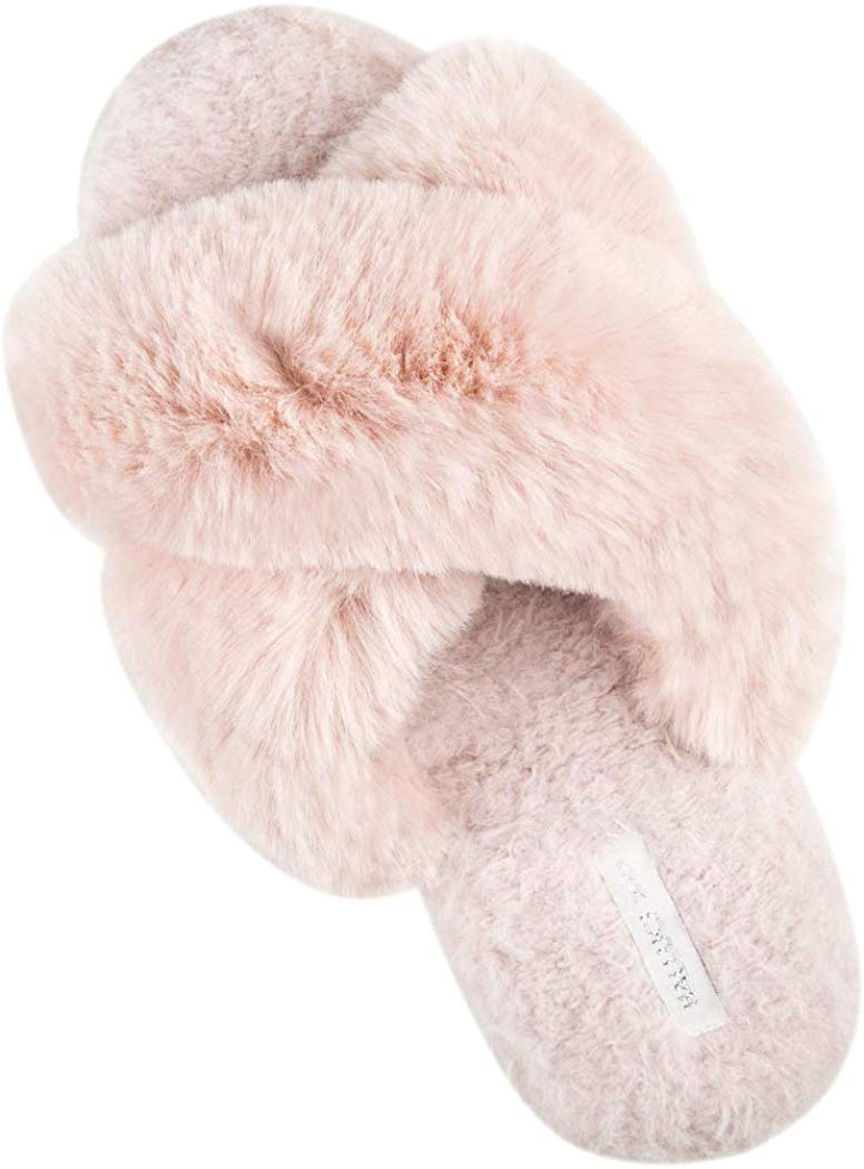 Halluci slippers